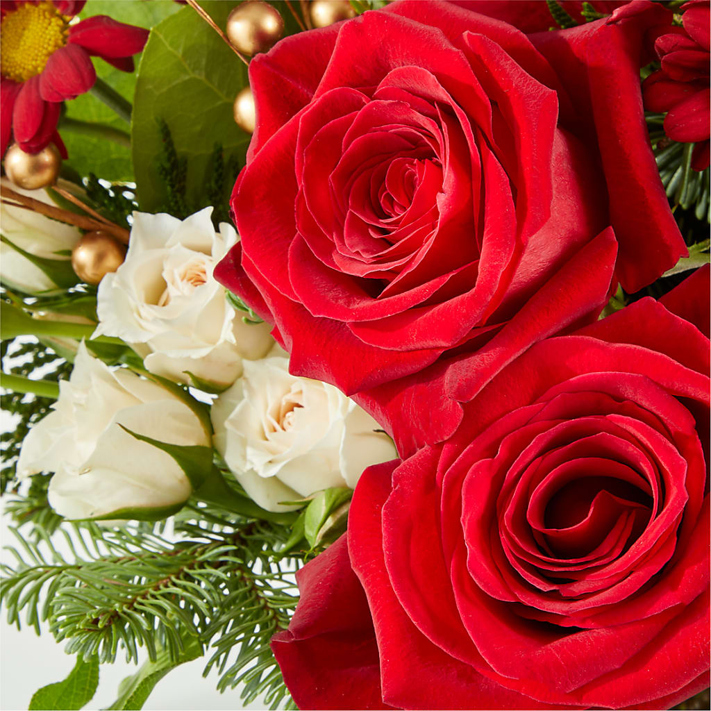 Believe Bouquet –  Gilberts Flowers, Fenwick ON