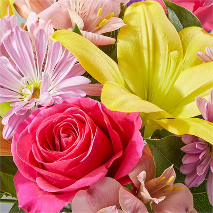 Sprinkles Bouquet –  Gilberts Flowers, Fenwick ON