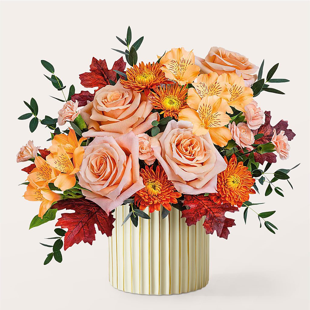 Spiced Latte Bouquet with Ivory Vase –  Gilberts Flowers, Fenwick ON