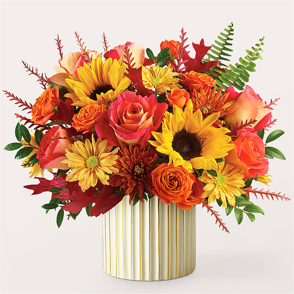 Fall Campfire Bouquet –  Gilberts Flowers, Fenwick ON