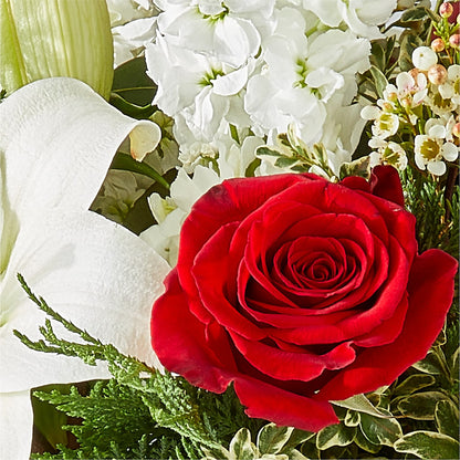 Twinkle Lights Bouquet –  Gilberts Flowers, Fenwick ON