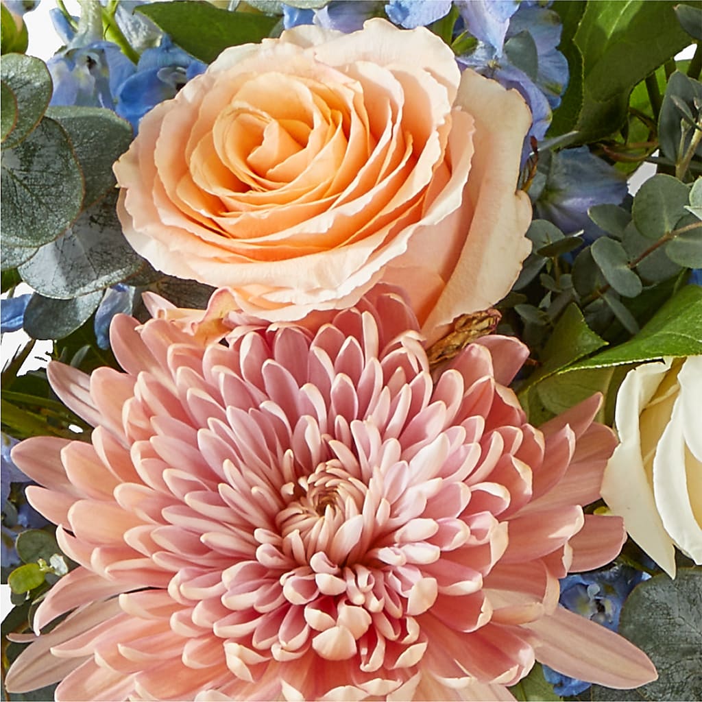 Inspired Bouquet –  Gilberts Flowers, Fenwick ON