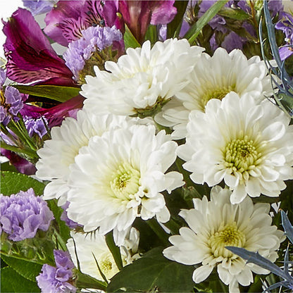 Shooting Star Bouquet –  Gilberts Flowers, Fenwick ON