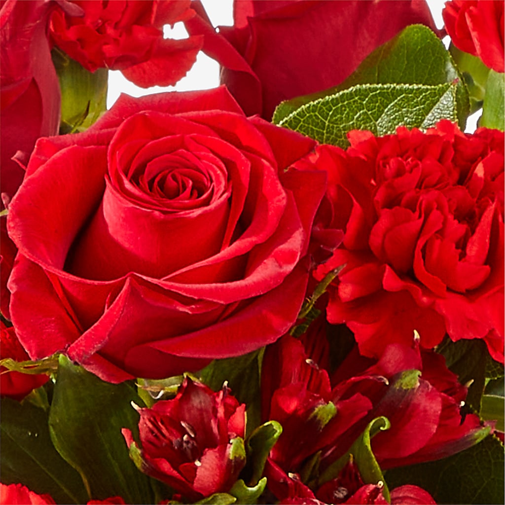The Heartstrings Bouquet –  Gilberts Flowers, Fenwick ON