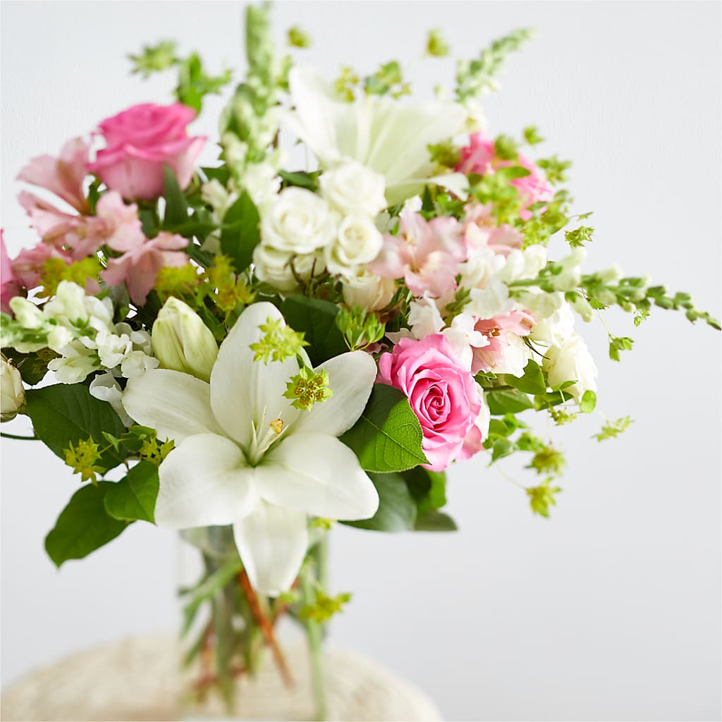 Fondly Bouquet –  Gilberts Flowers, Fenwick ON