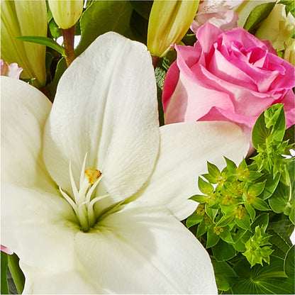 Fondly Bouquet –  Gilberts Flowers, Fenwick ON