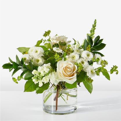 Hint of Vanilla Bouquet –  Gilberts Flowers, Fenwick ON