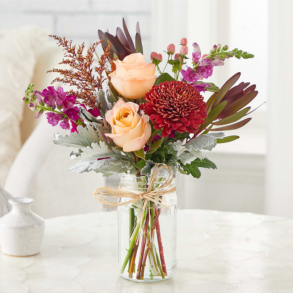 Moody Hues Bouquet –  Gilberts Flowers, Fenwick ON