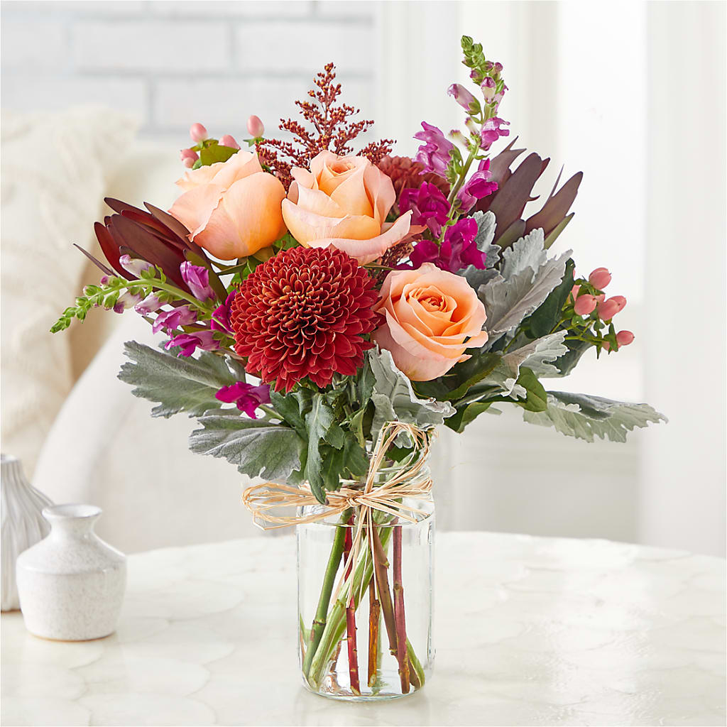 Moody Hues Bouquet –  Gilberts Flowers, Fenwick ON