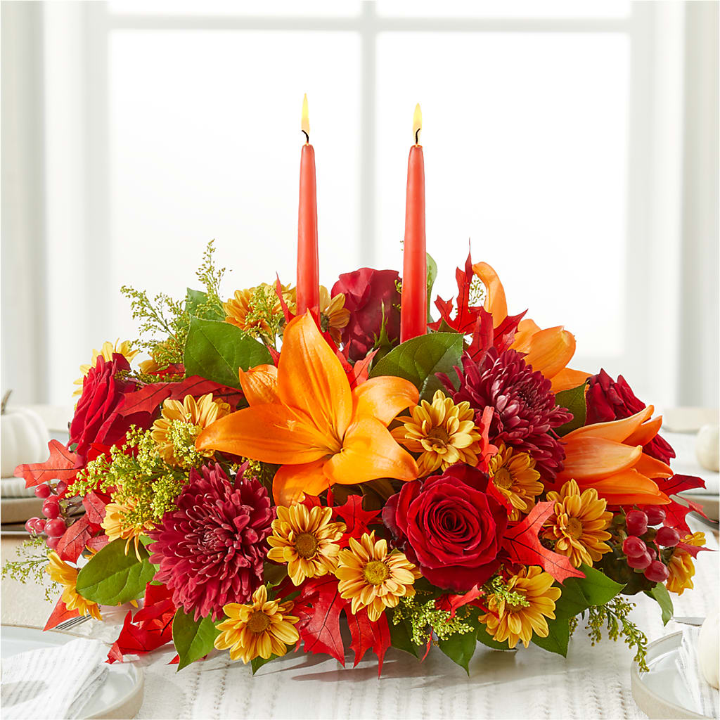 Autumn's Embrace Centerpiece –  Gilberts Flowers, Fenwick ON