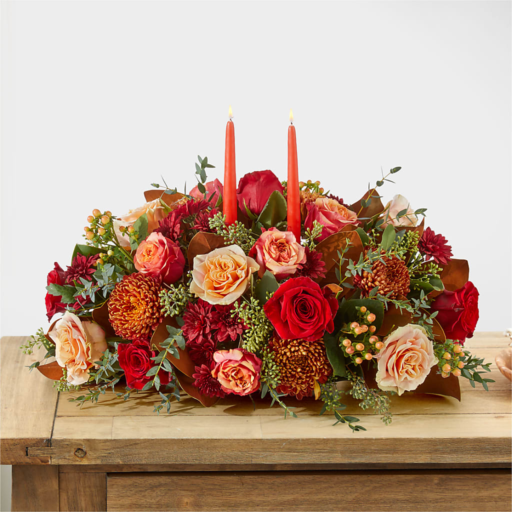 Gather Near Centerpiece –  Gilberts Flowers, Fenwick ON