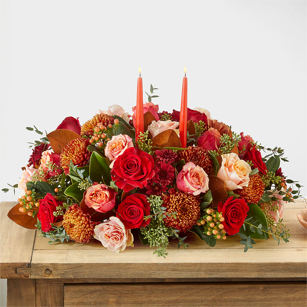 Gather Near Centerpiece –  Gilberts Flowers, Fenwick ON