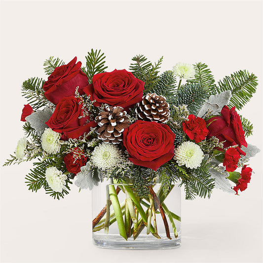 Yule Cheer Bouquet –  Gilberts Flowers, Fenwick ON