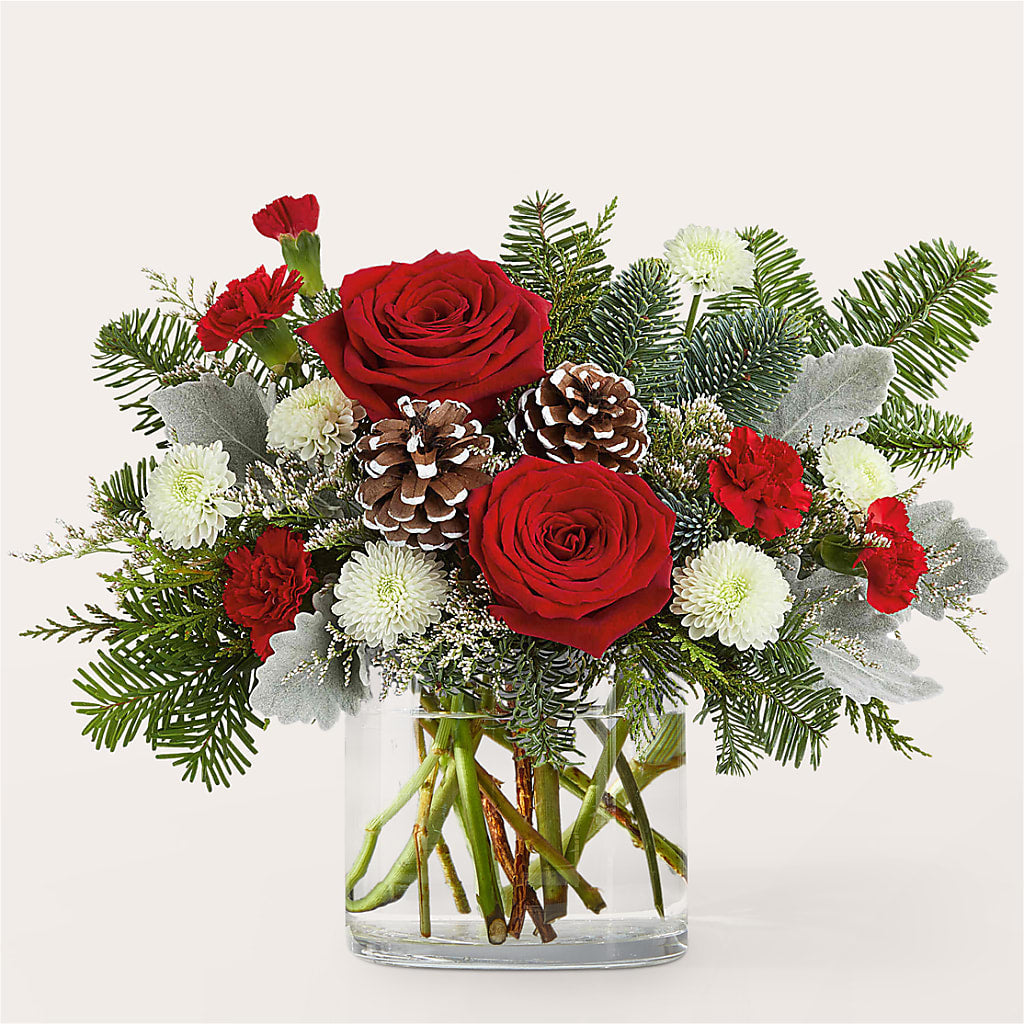 Yule Cheer Bouquet –  Gilberts Flowers, Fenwick ON
