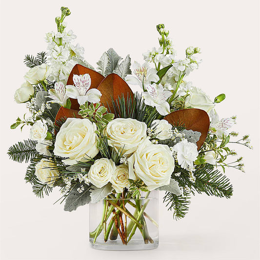 Fresh Snowfall Bouquet –  Gilberts Flowers, Fenwick ON